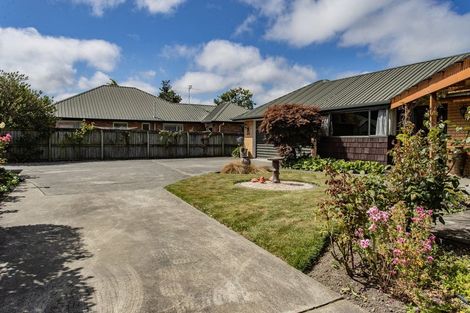 Photo of property in 24 Buckleys Road, Rangiora, 7400