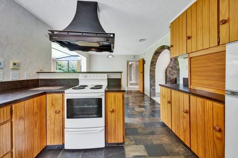 Photo of property in 5 Kamahi Place, Inglewood, 4330