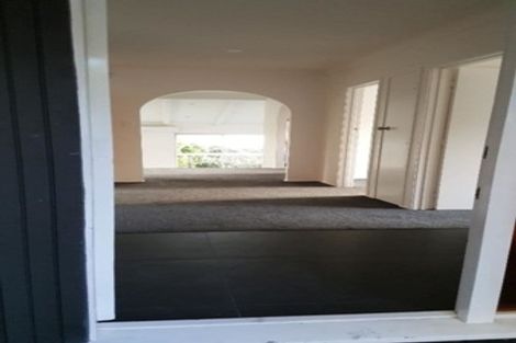 Photo of property in 79 Hadfield Street, Beach Haven, Auckland, 0626