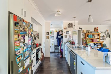 Photo of property in 2/14 Omata Road, Westown, New Plymouth, 4310