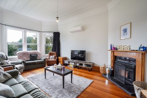 Photo of property in 36 Knowles Street, Terrace End, Palmerston North, 4410