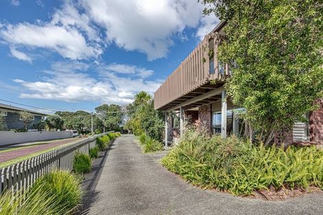Photo of property in 1/20 Castor Bay Road, Castor Bay, Auckland, 0620