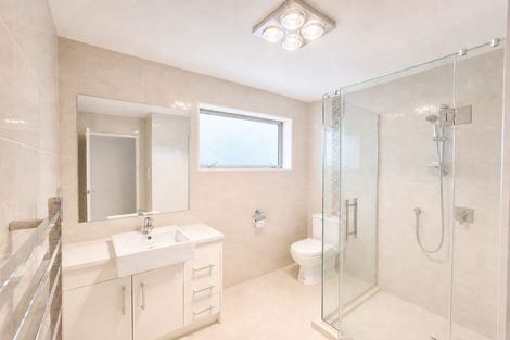 Photo of property in 51 Kerrykeel Drive, Flat Bush, Auckland, 2019