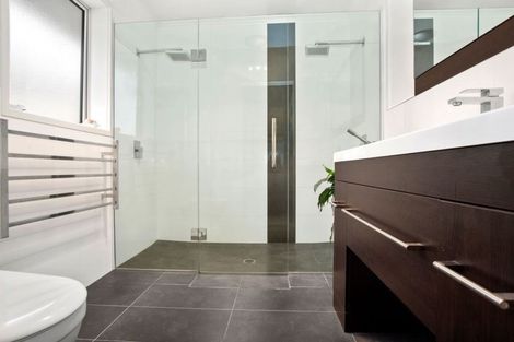 Photo of property in 197 Woodman Drive, Tawa, Wellington, 5028