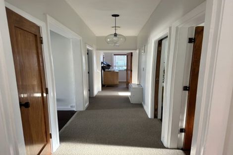 Photo of property in 10 Wayside, Miramar, Wellington, 6022