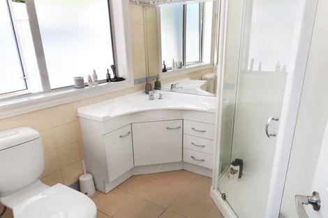 Photo of property in 8 Mccarthy Grove, Clouston Park, Upper Hutt, 5018