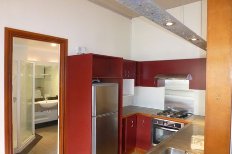 Photo of property in Pirie Street Townhouses, 28/35 Pirie Street, Mount Victoria, Wellington, 6011