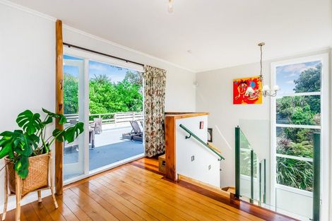 Photo of property in 160 Wellington Road, Paekakariki, 5034
