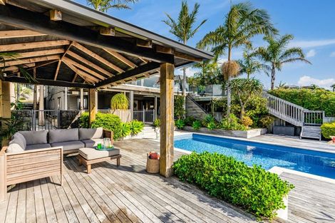 Photo of property in 20 De Luen Avenue, Tindalls Beach, Whangaparaoa, 0930