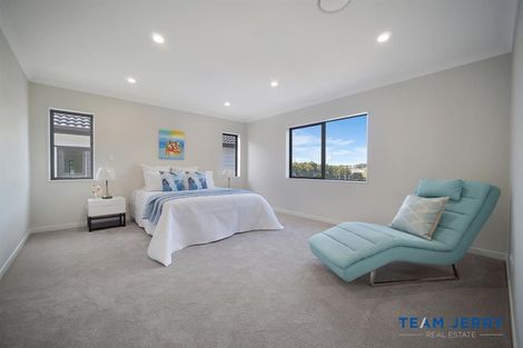 Photo of property in 21 Knockanara Drive, Flat Bush, Auckland, 2019