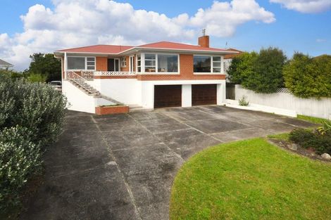 Photo of property in 28 Grassways Avenue, Pakuranga, Auckland, 2010
