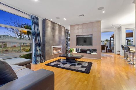 Photo of property in 1 Te Waihora Street, Pegasus, 7612