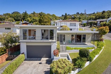 Photo of property in 2 Rondane Place, Tirohanga, Lower Hutt, 5010