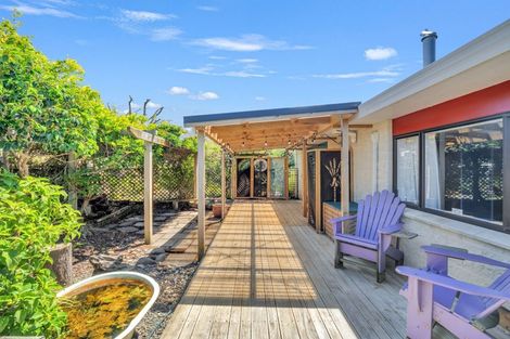 Photo of property in 11 Poutama Place, Tawhero, Whanganui, 4501