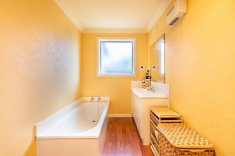 Photo of property in 40 Mcquarrie Street, Kingswell, Invercargill, 9812