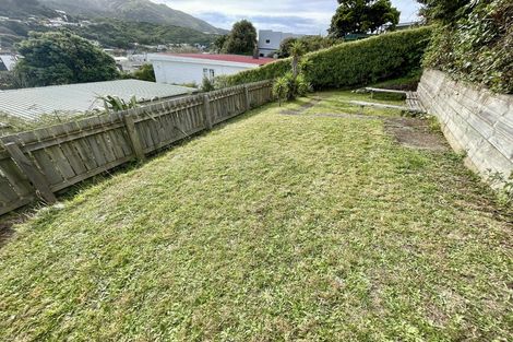 Photo of property in 46 Hinau Street, Tawa, Wellington, 5028