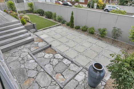 Photo of property in 20 Quebec Road, Milford, Auckland, 0620