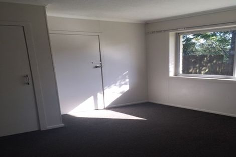 Photo of property in 1/9 Phillipa Place, Browns Bay, Auckland, 0630