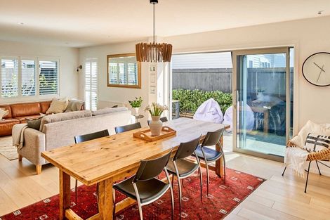 Photo of property in 79b Oroua Street, Eastbourne, Lower Hutt, 5013