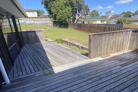 Photo of property in 7 Widmore Drive, Massey, Auckland, 0614