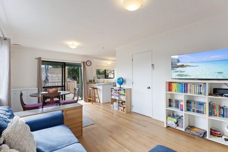Photo of property in 6a Parakai Street, Paraparaumu, 5032