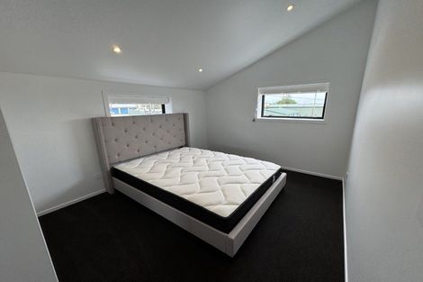 Photo of property in 1/12 Willis Street, Torbay, Auckland, 0630