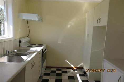 Photo of property in 37 Te Kanawa Crescent, Henderson, Auckland, 0610