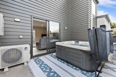 Photo of property in 13/15 Onukutara Place, Huntington, Hamilton, 3281