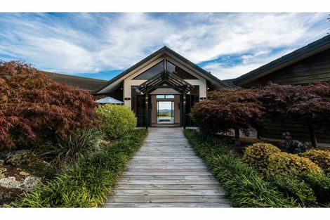 Photo of property in 2 Doves Bay Road, Kerikeri, 0294