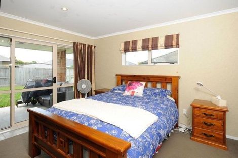 Photo of property in 3 Whitford Place, Rototuna North, Hamilton, 3210