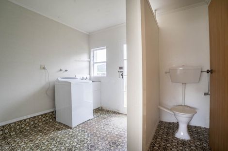 Photo of property in 2 Florio Terrace, Tawa, Wellington, 5028