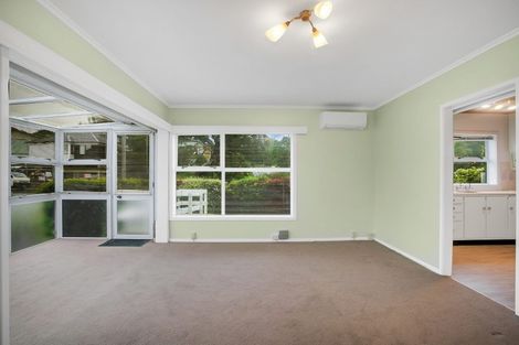 Photo of property in 1/42 Chartwell Avenue, Glenfield, Auckland, 0629