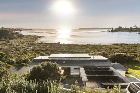 Photo of property in 83b Lynley Park Drive, Omokoroa, 3114