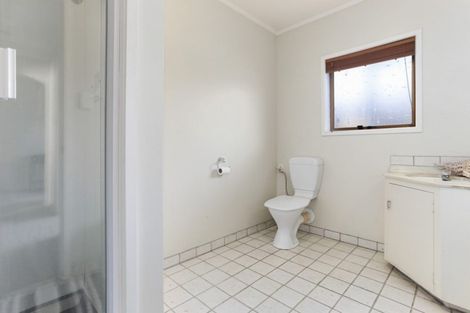 Photo of property in 2/1 West Hoe Road, Orewa, 0931