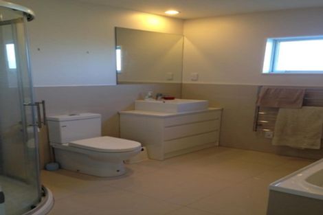 Photo of property in 28 Cosgrove Rise, Riverstone Terraces, Upper Hutt, 5018