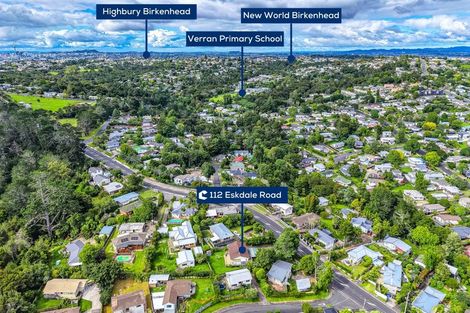 Photo of property in 112 Eskdale Road, Birkdale, Auckland, 0626