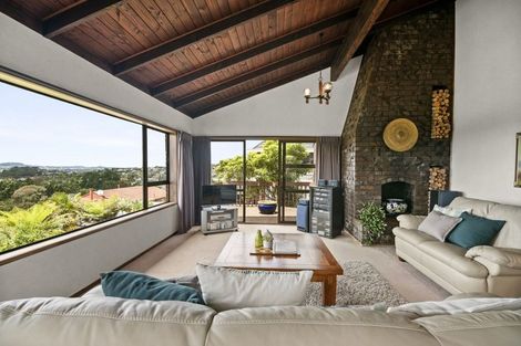 Photo of property in 40 Balmain Road, Chatswood, Auckland, 0626