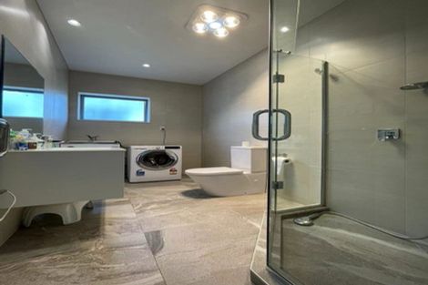 Photo of property in 102 Stanmore Bay Road, Stanmore Bay, Whangaparaoa, 0932