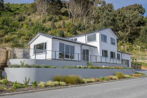 Photo of property in 103 Kakariki Grove, Waikanae, 5036