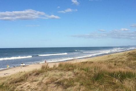 Photo of property in 20 Cupples Street, Papamoa Beach, Papamoa, 3118