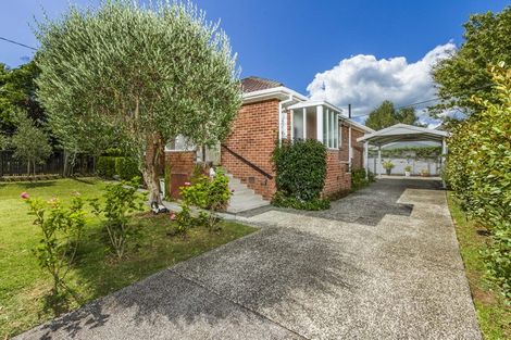 Photo of property in 120a Vauxhall Road, Narrow Neck, Auckland, 0624