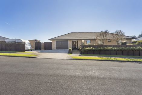 Photo of property in 53 Alberta Road, Glen Avon, New Plymouth, 4312