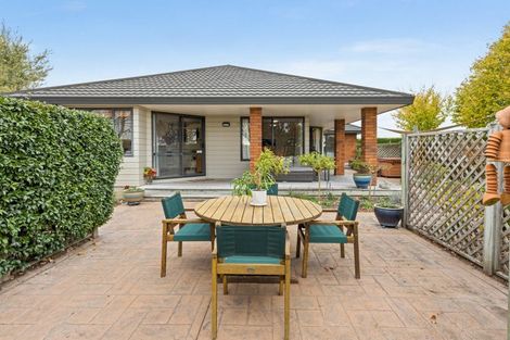 Photo of property in 98 Crystall Road, Pakipaki, Hastings, 4172