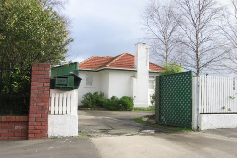 Photo of property in 32 Russell Street, Palmerston North, 4414