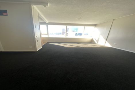 Photo of property in Churchill Flats, 213 The Terrace, Wellington Central, Wellington, 6011