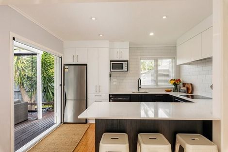 Photo of property in 41b Wallace Road, Mangere Bridge, Auckland, 2022