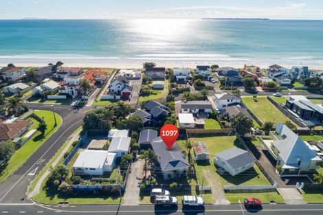 Photo of property in 1097 Papamoa Beach Road, Papamoa Beach, Papamoa, 3118