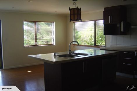 Photo of property in 3 Coventry Way, Long Bay, Auckland, 0630