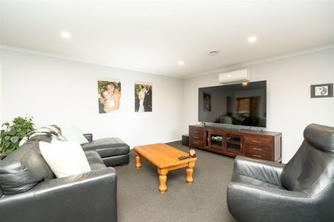 Photo of property in 8 Ashbourne Lane, Dinsdale, Hamilton, 3204