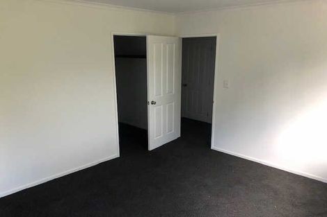 Photo of property in 52 Garelja Road, Henderson, Auckland, 0612